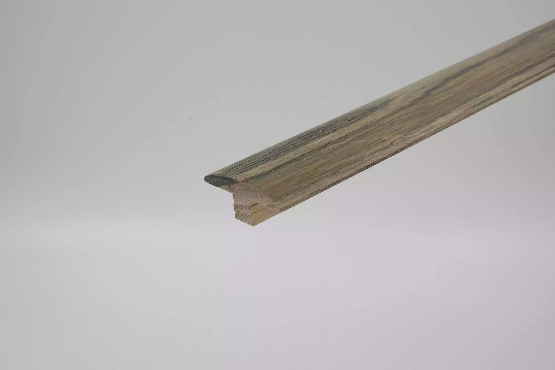 T-BAR THRESHOLD - ANTIC GREY OAK - Image 0