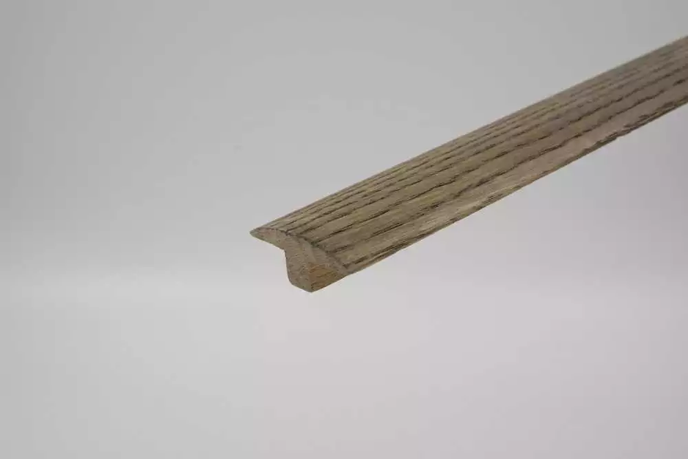 T-BAR THRESHOLD - ANTIC BROWN OAK
