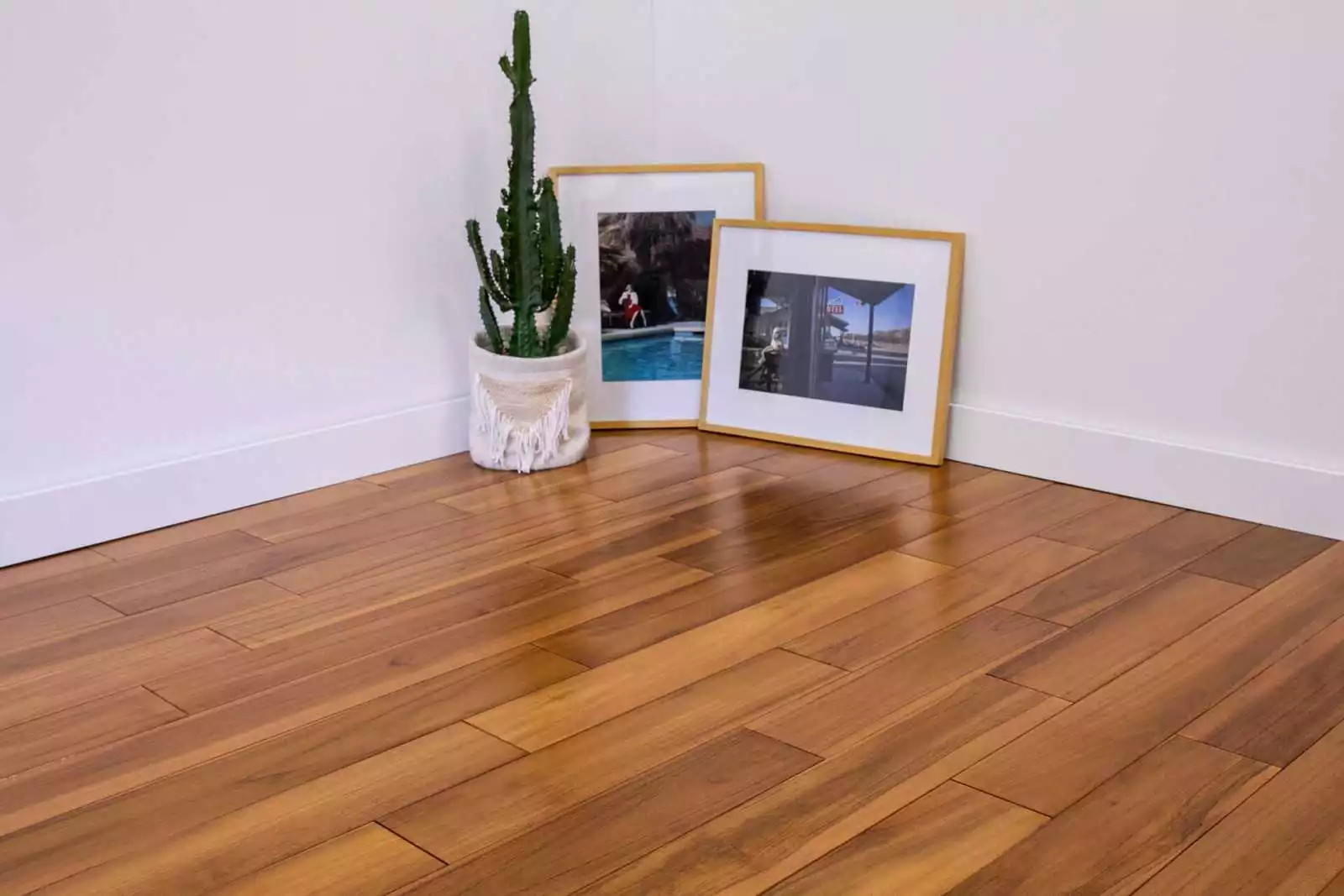 parquet massif en bois exotique Teck Select Vernis 12