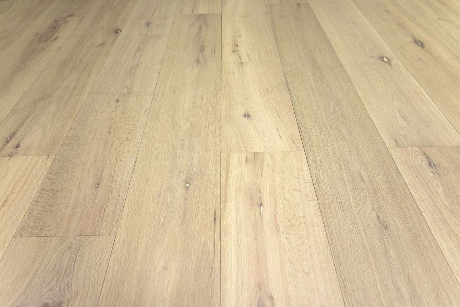 oilED INVISIBLE AUTHENTIC - Image 3