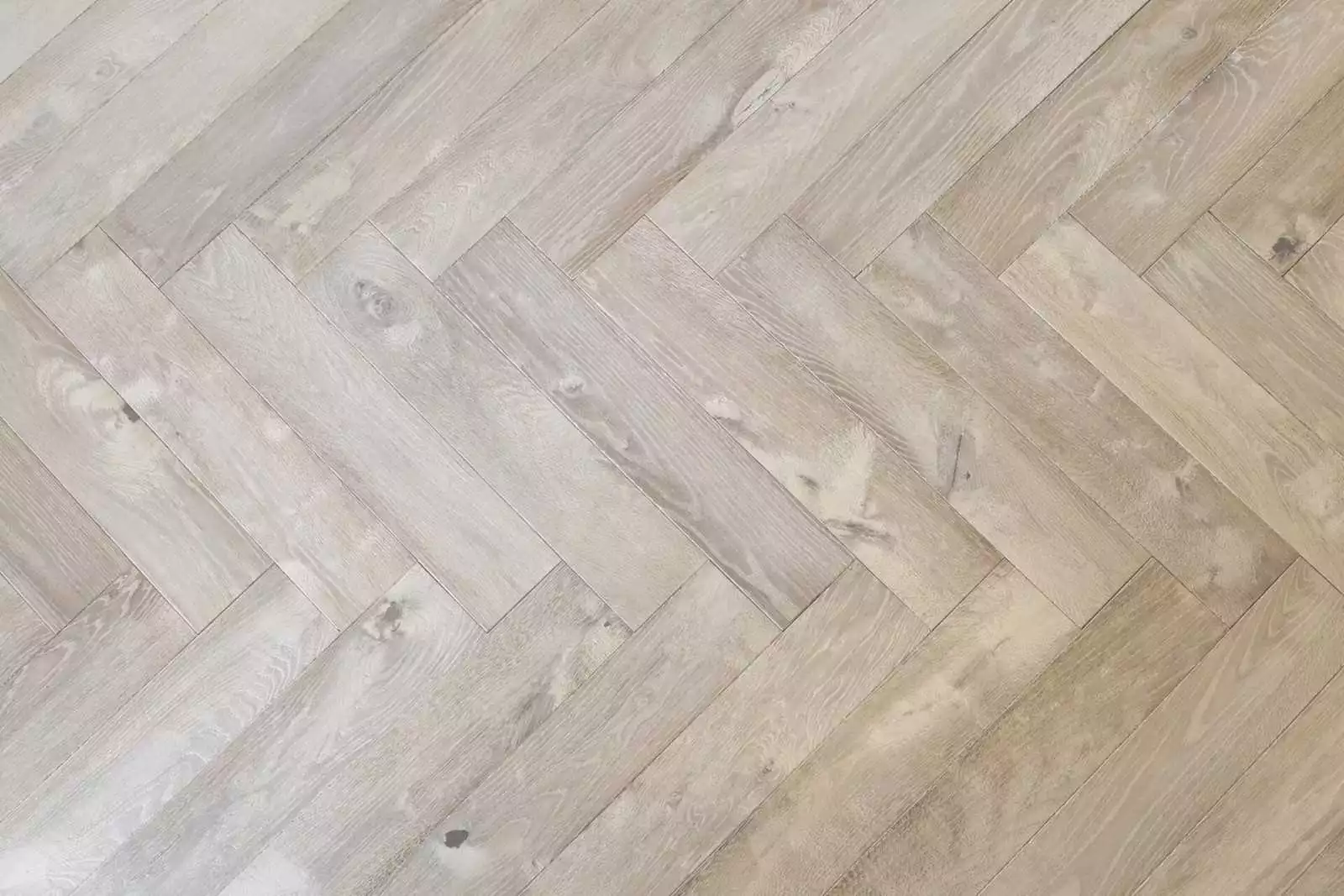 DRIFTWOOD GREY HERRINGBONE