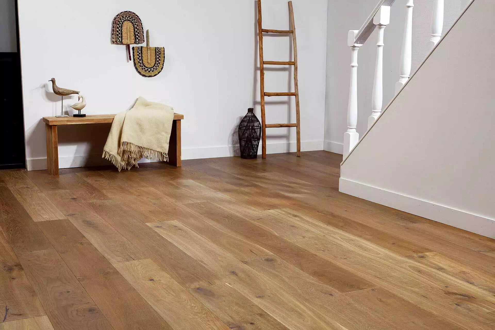 CHESTNUT - Image 1