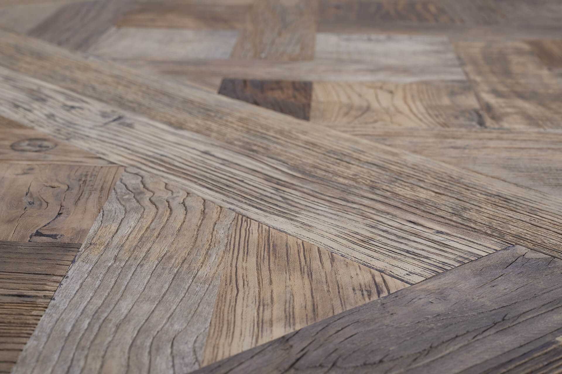 RECYCLED CENTENARY ELM VERSAILLES TILES - Image 7