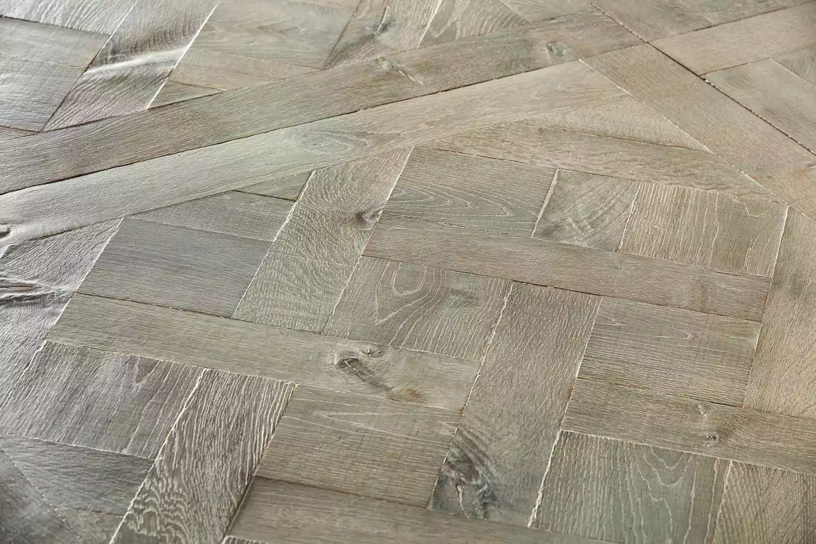 Parquet contrecollé chêne INVISIBLE, parquet pas cher