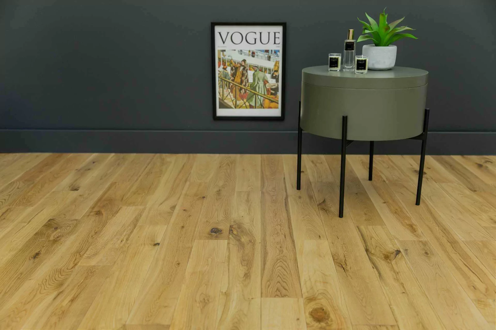 parquet en chene massif Chêne Rustique brossé puis vernis naturel largeur 90