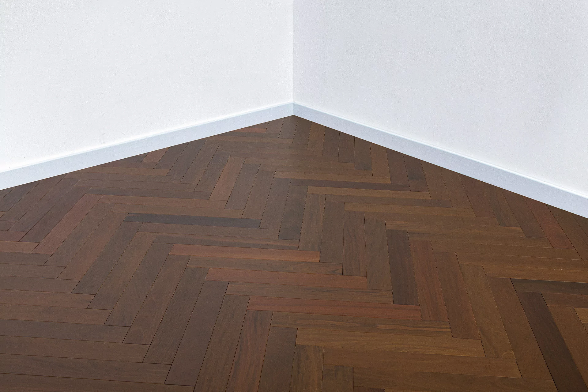 SELECT IPÉ HERRINGBONE - Image 2