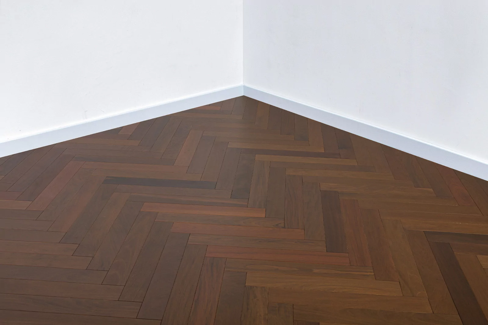 SELECT IPÉ HERRINGBONE - Image 2