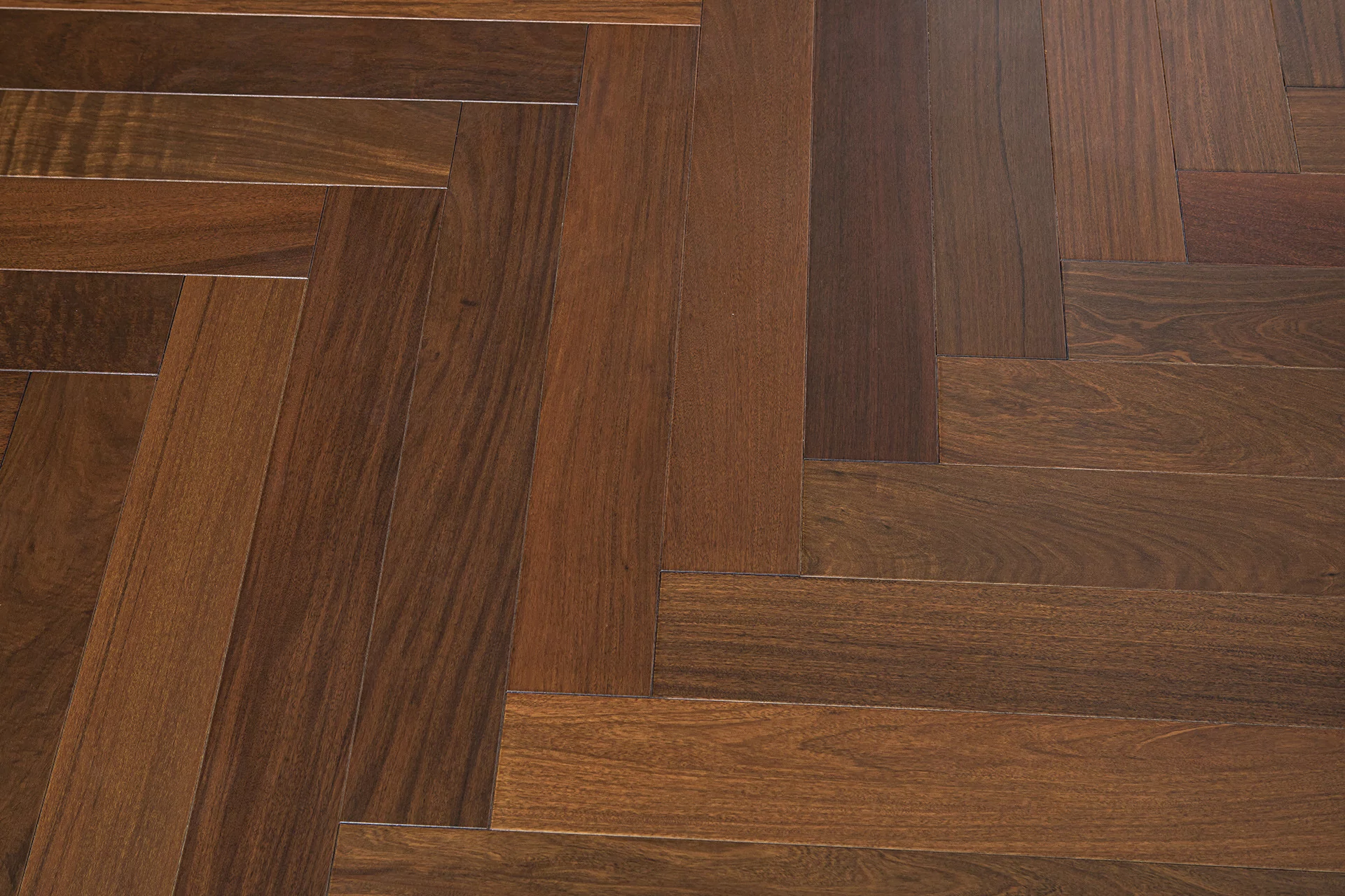 SELECT IPÉ HERRINGBONE - Image 6