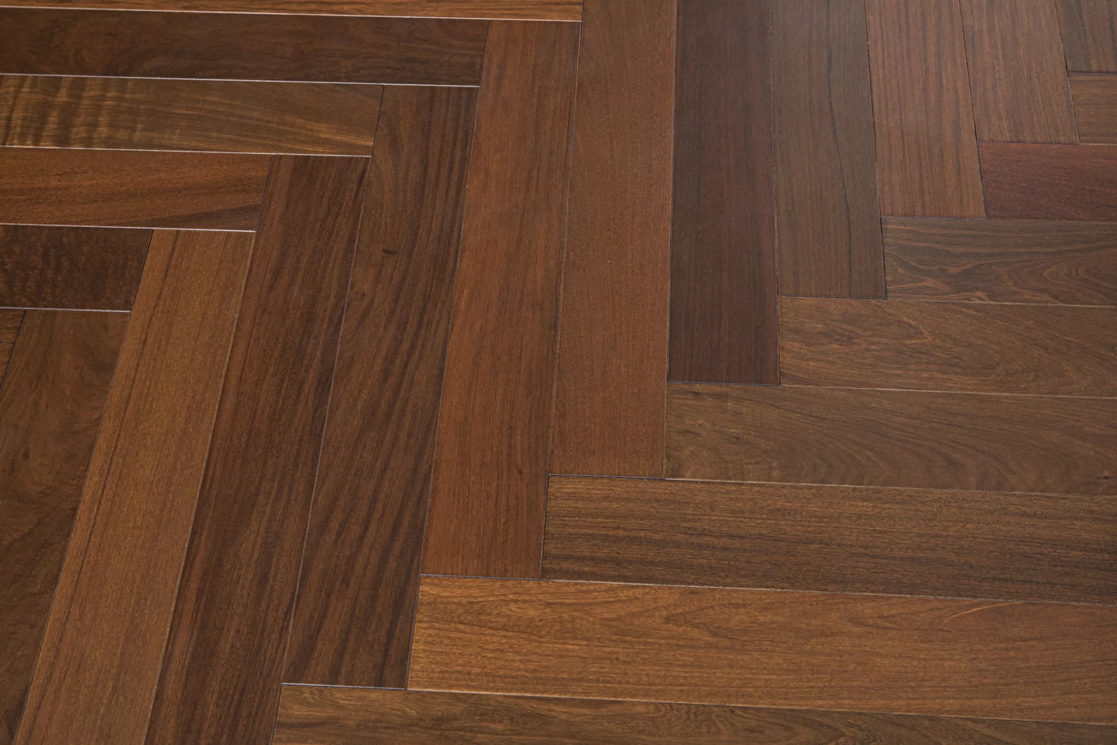 SELECT IPÉ HERRINGBONE - Image 6