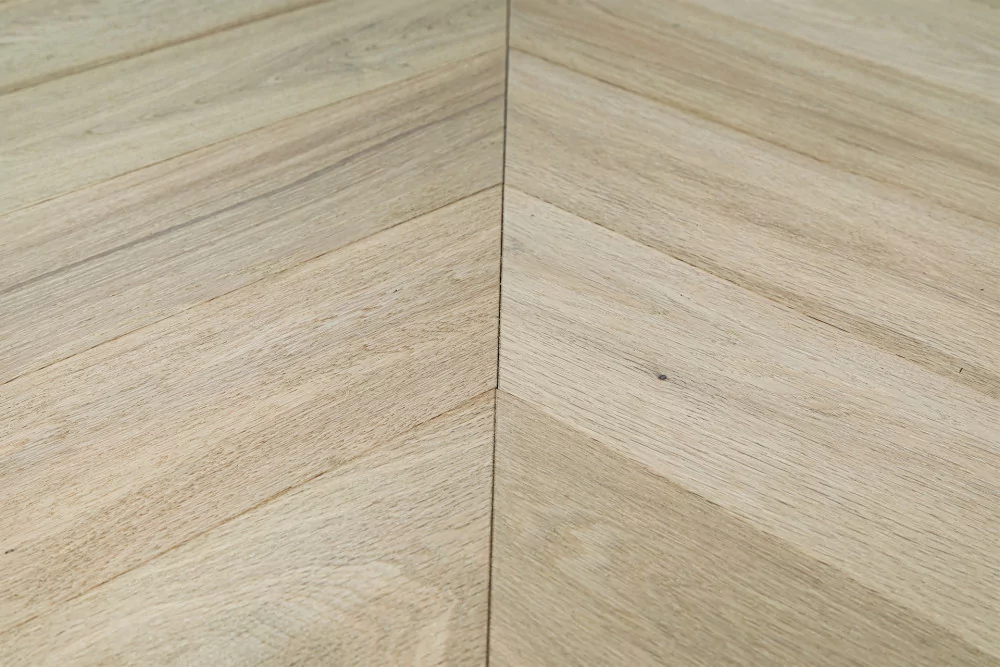 Parquet contrecollé chêne Point De Hongrie Selection Invisible Natur', parquet pas cher