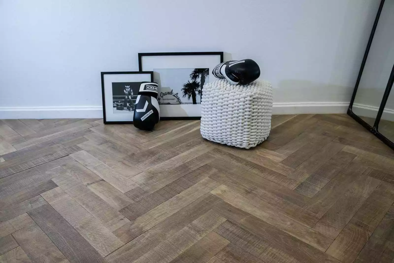 WHITE OILED ECOLOGICAL HERRINGBONE